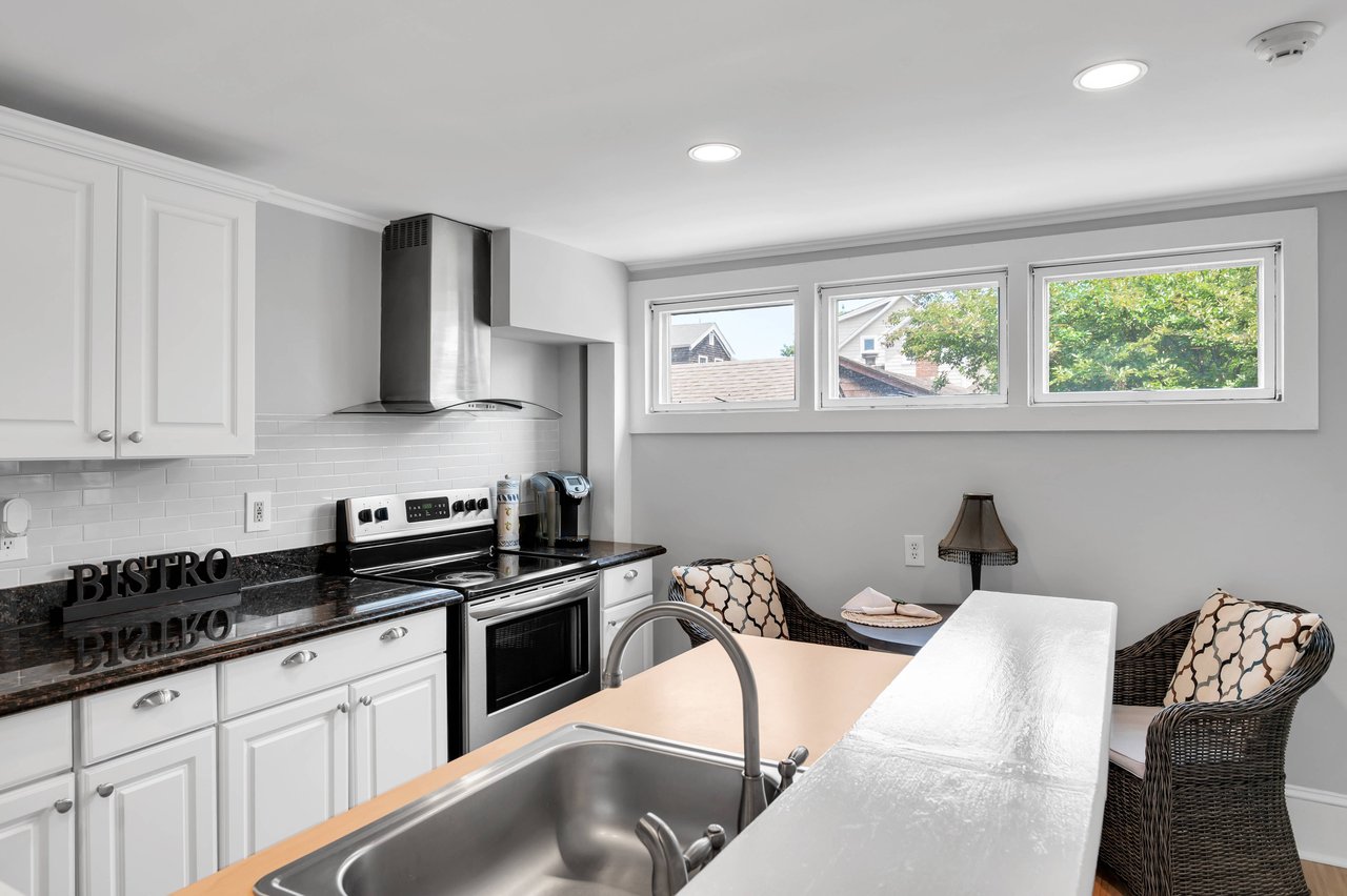 #4 Beautiful Well Design on the First Floor With Outside Deck - Just 3 Homes From Ocean, Bay Head, New Jersey