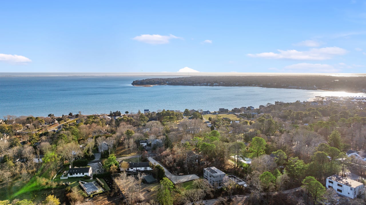 5 Ridge Lane, Hampton Bays