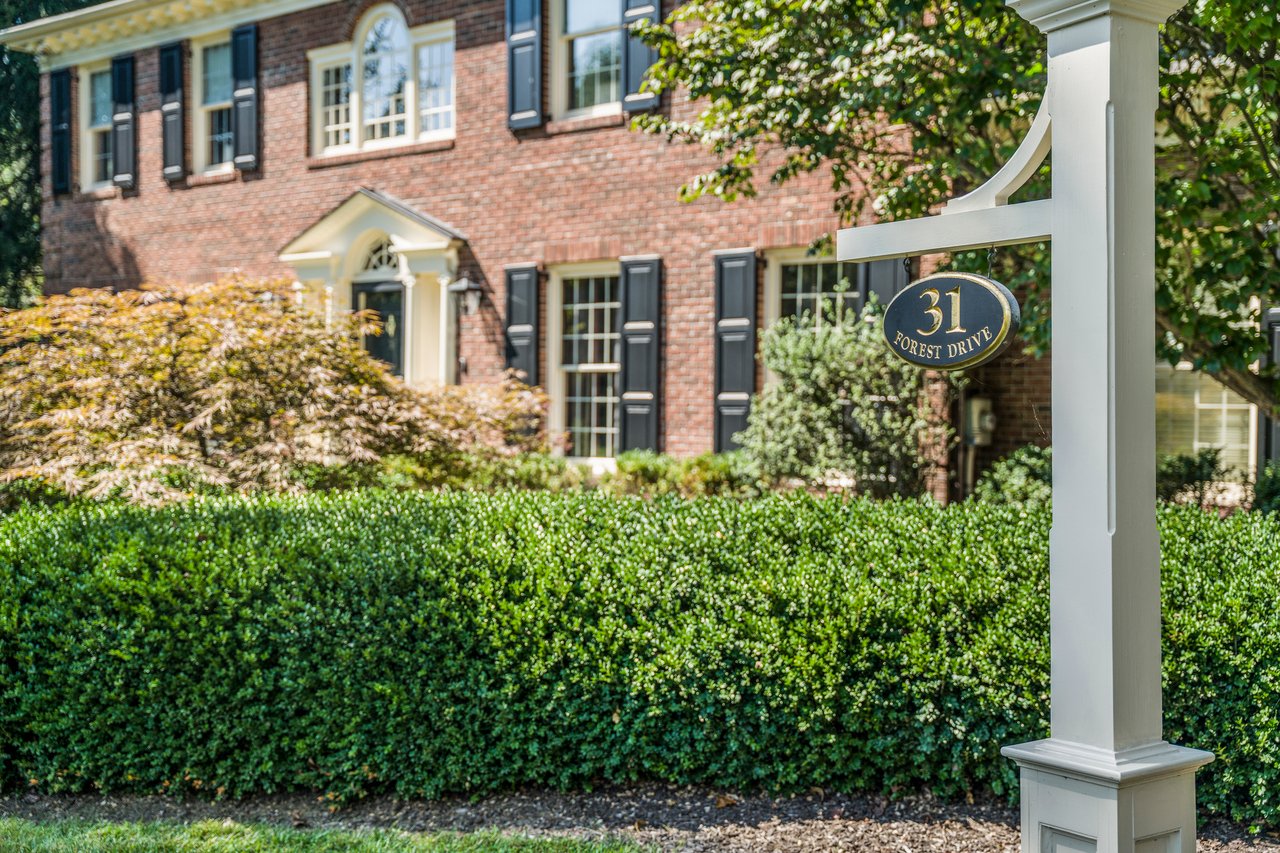 31 Forest Drive