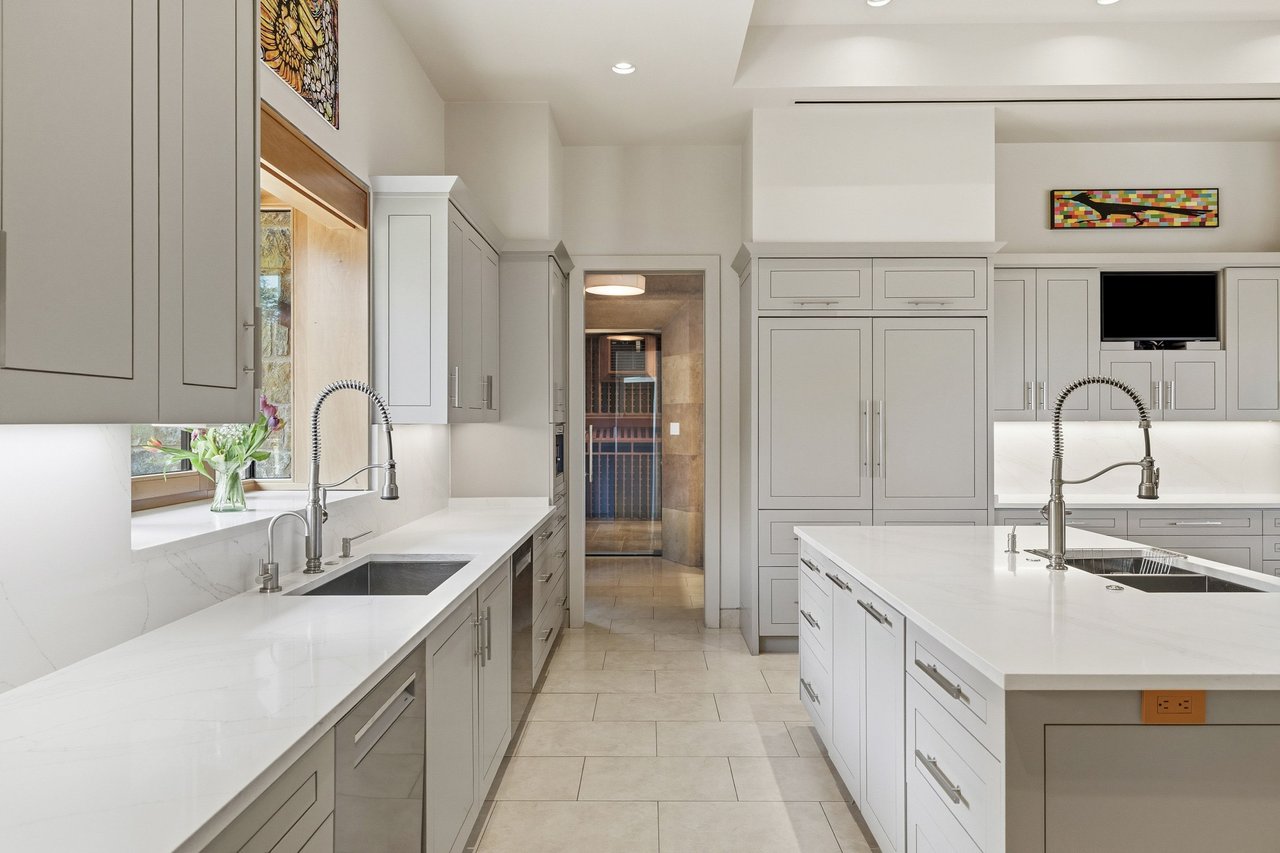 5221 Musket Cove