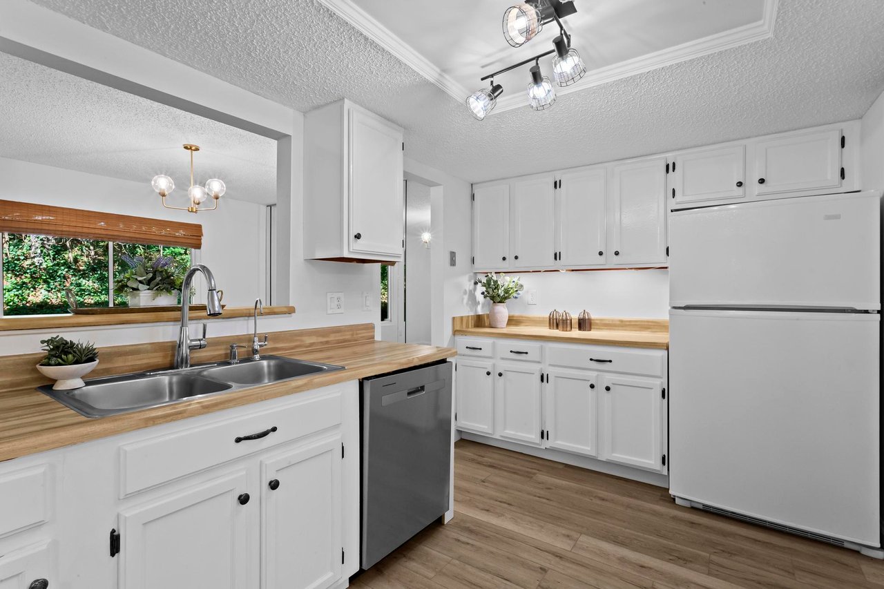 37 Muncy Court SE Update Condominium 