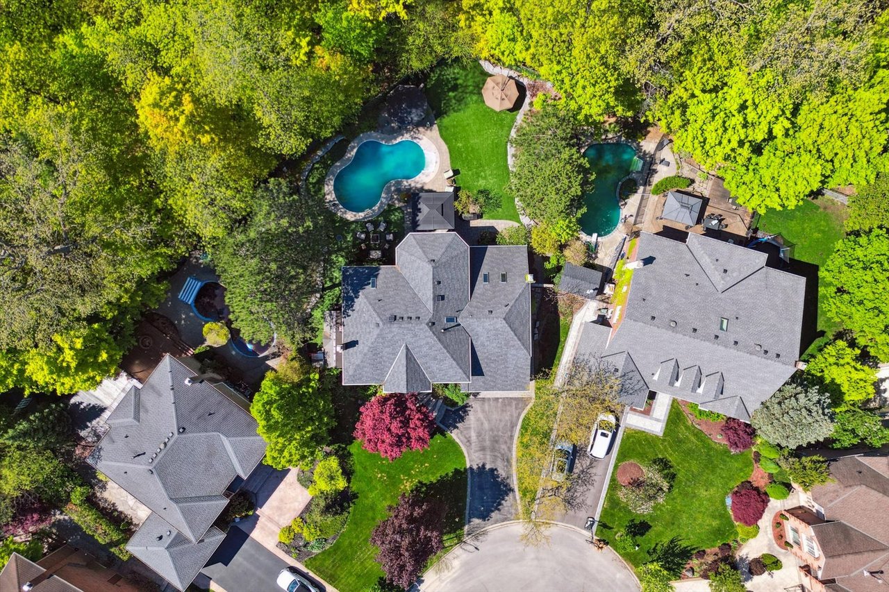 1662 Roundleaf Court