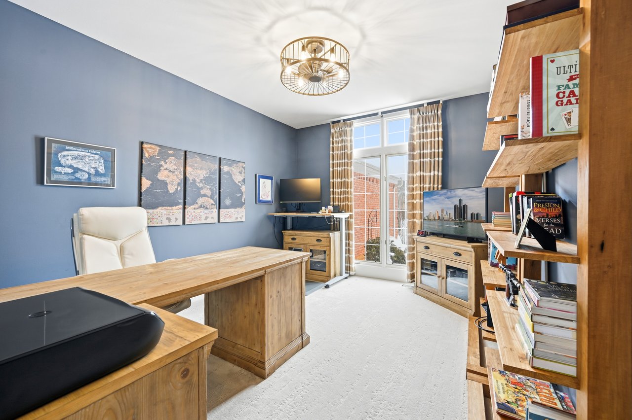 21823 Picadilly Circle