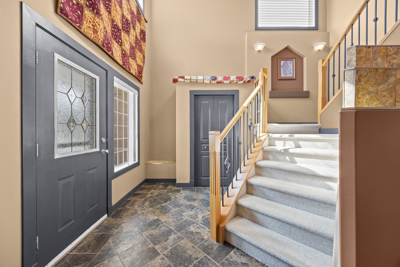 139 Tuscany Ridge Close NW