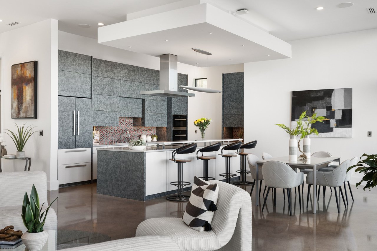 402 Lighthouse Drive