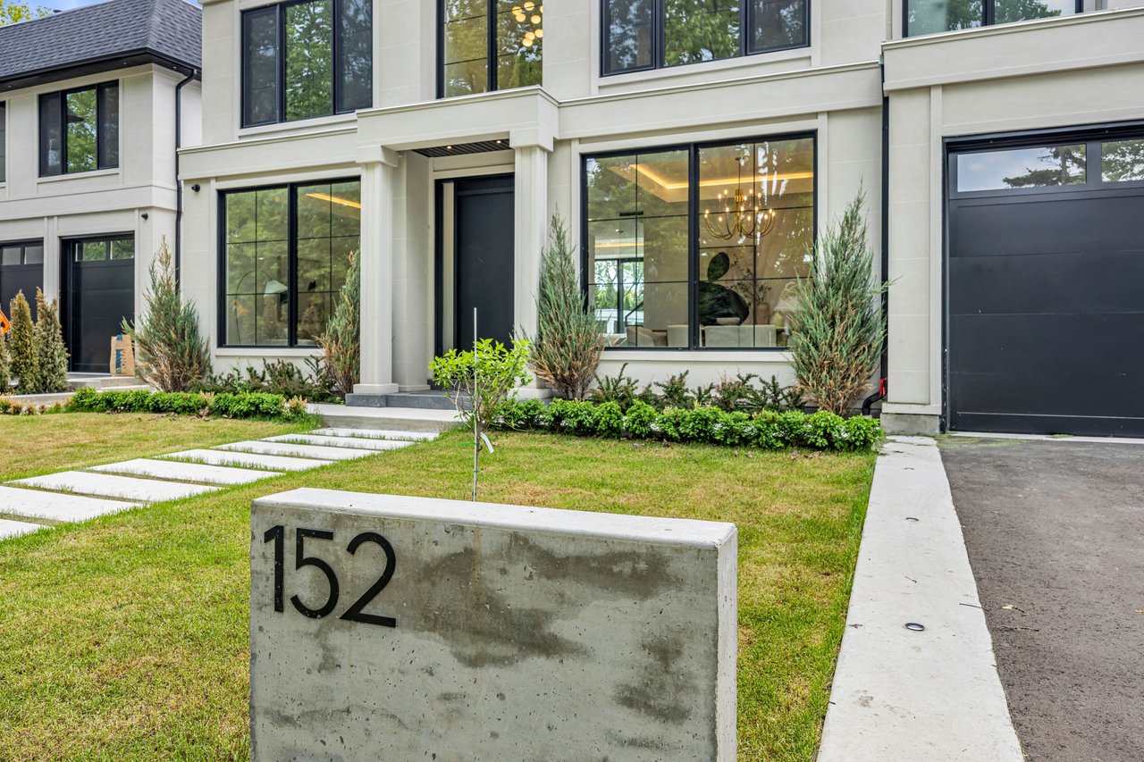 152 Third Line, Oakville