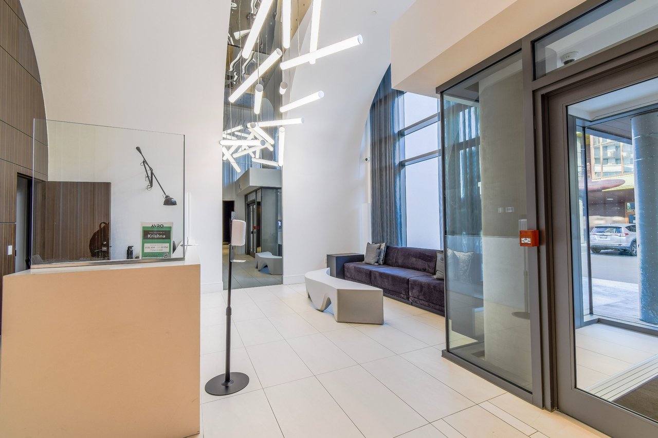 10 De Boers Dr Unit: 502