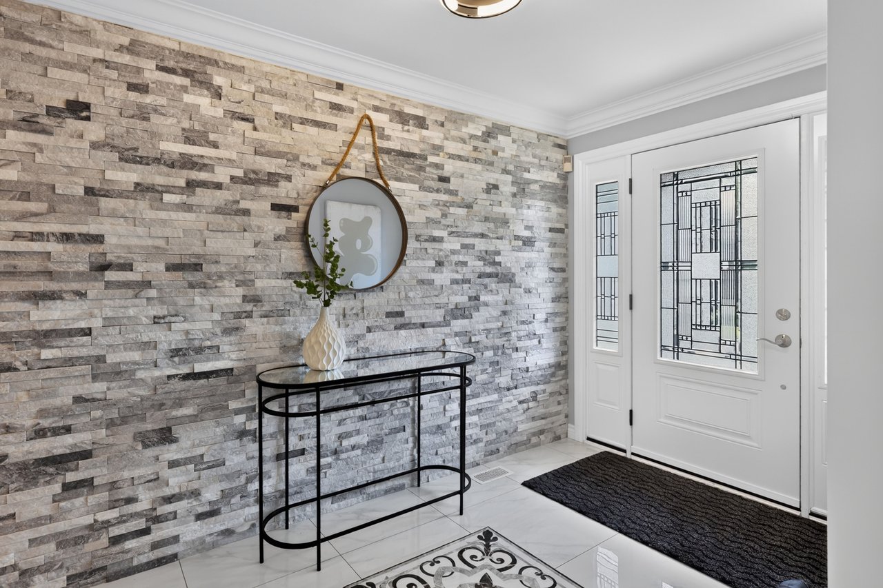 1873 Briarcrook Cres