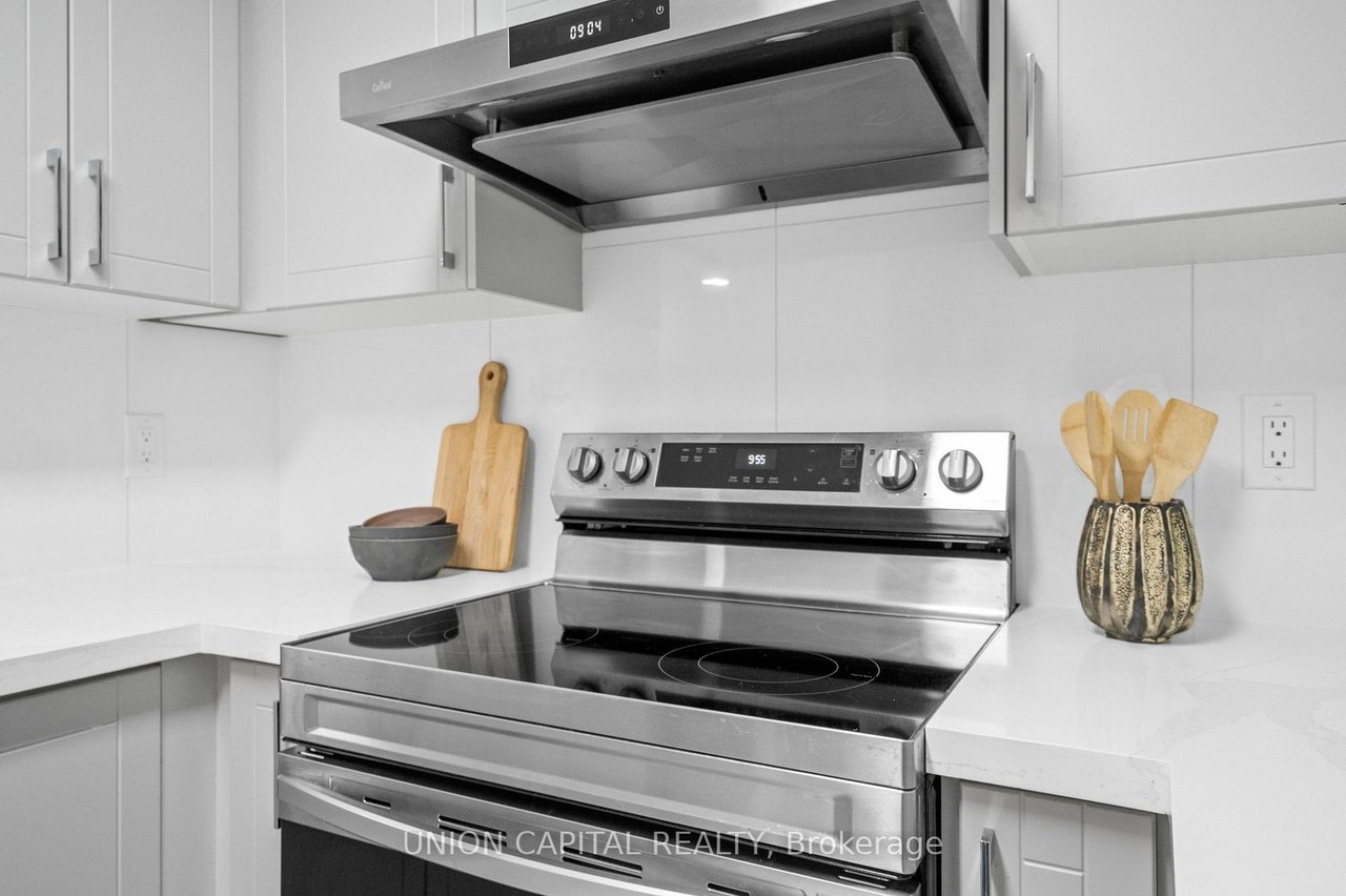 PENTHOUSE LIVING AT YONGE & FINCH