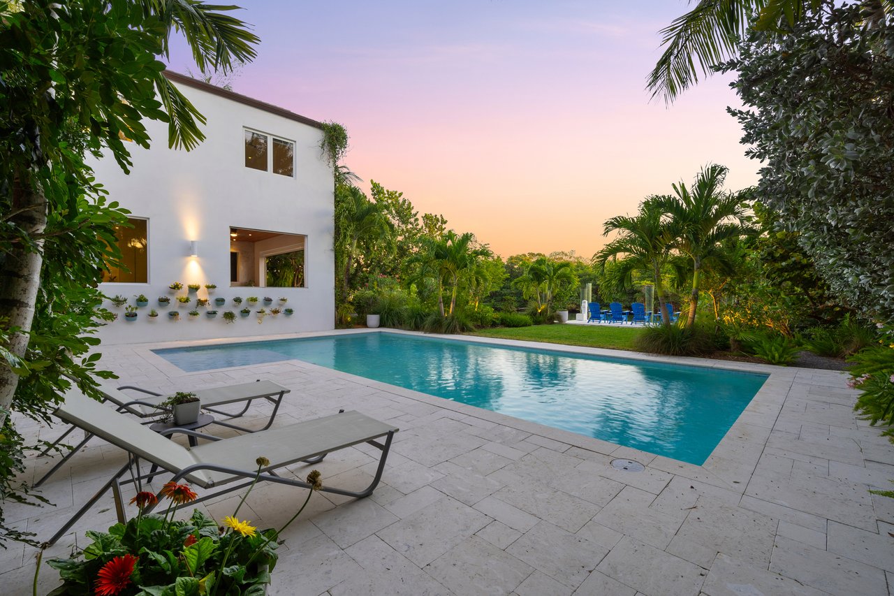 180 Cape Florida Drive