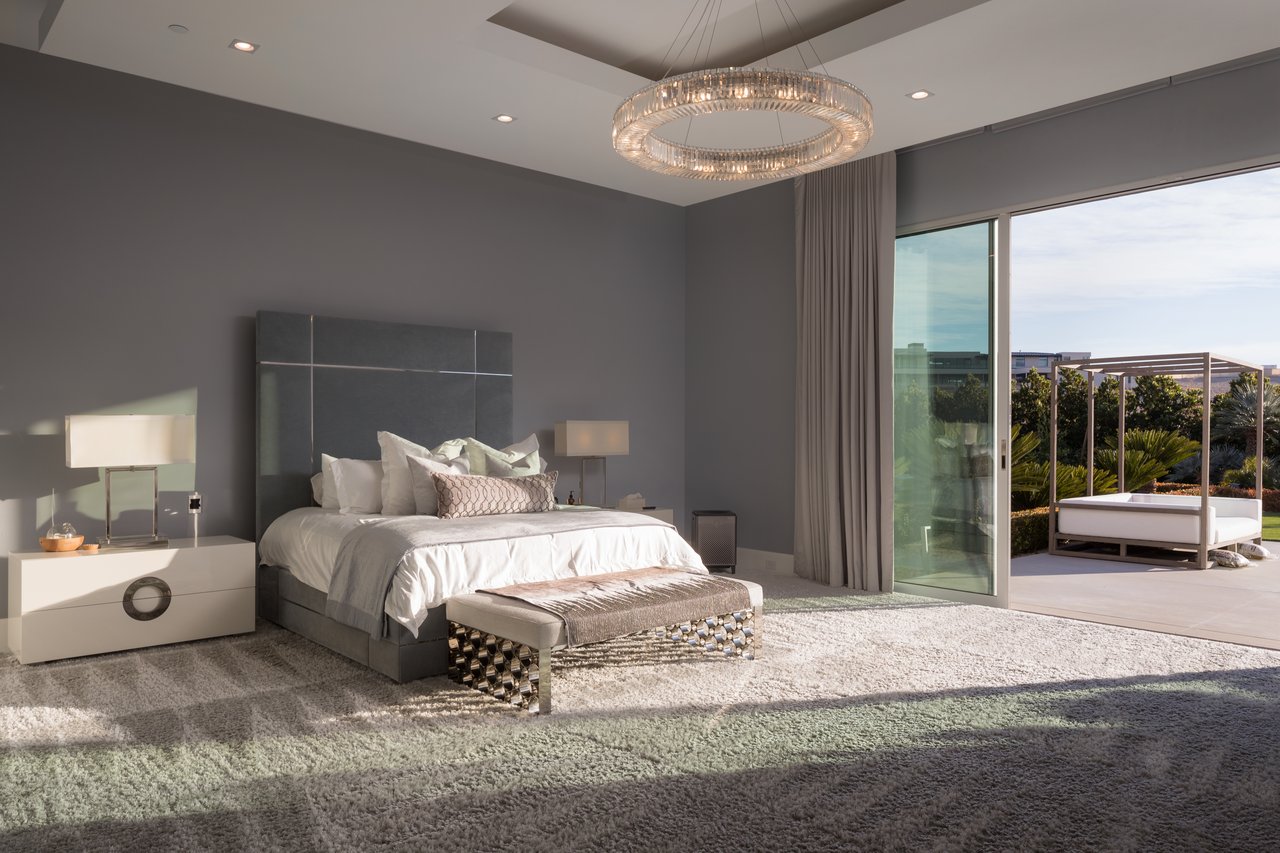 19 Flying Cloud Ln, Las Vegas, NV 89135