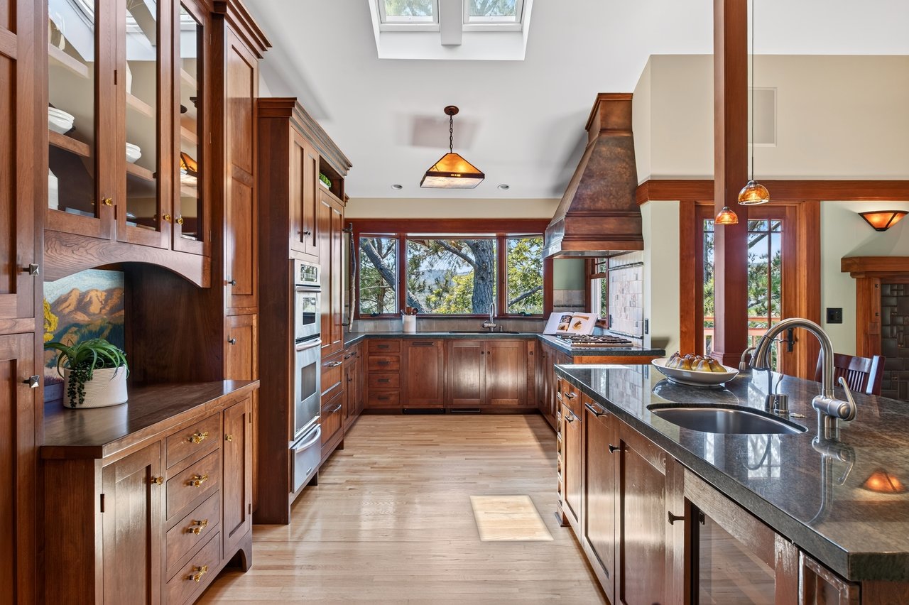 An Architectural Masterpiece in the Old Quarry Enclave