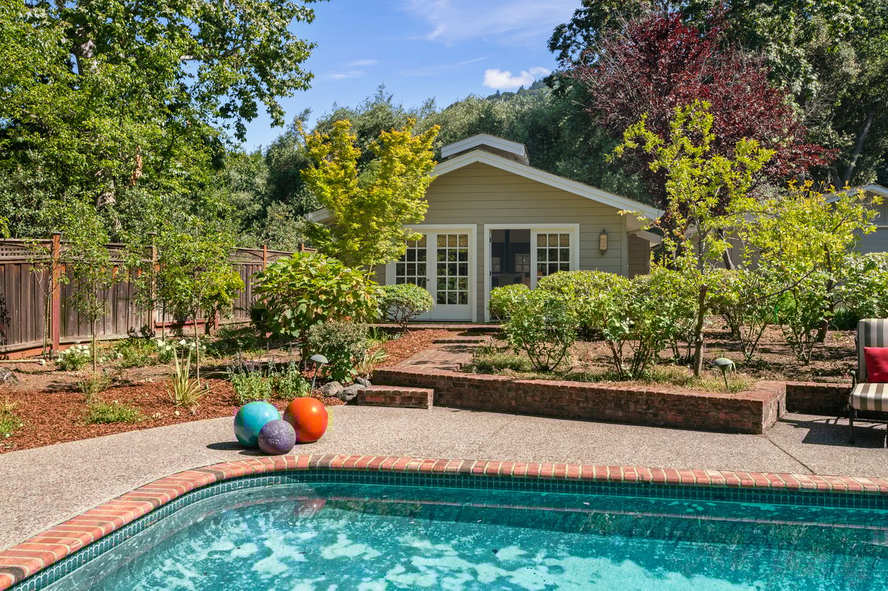 15745 Peach Hill Road
