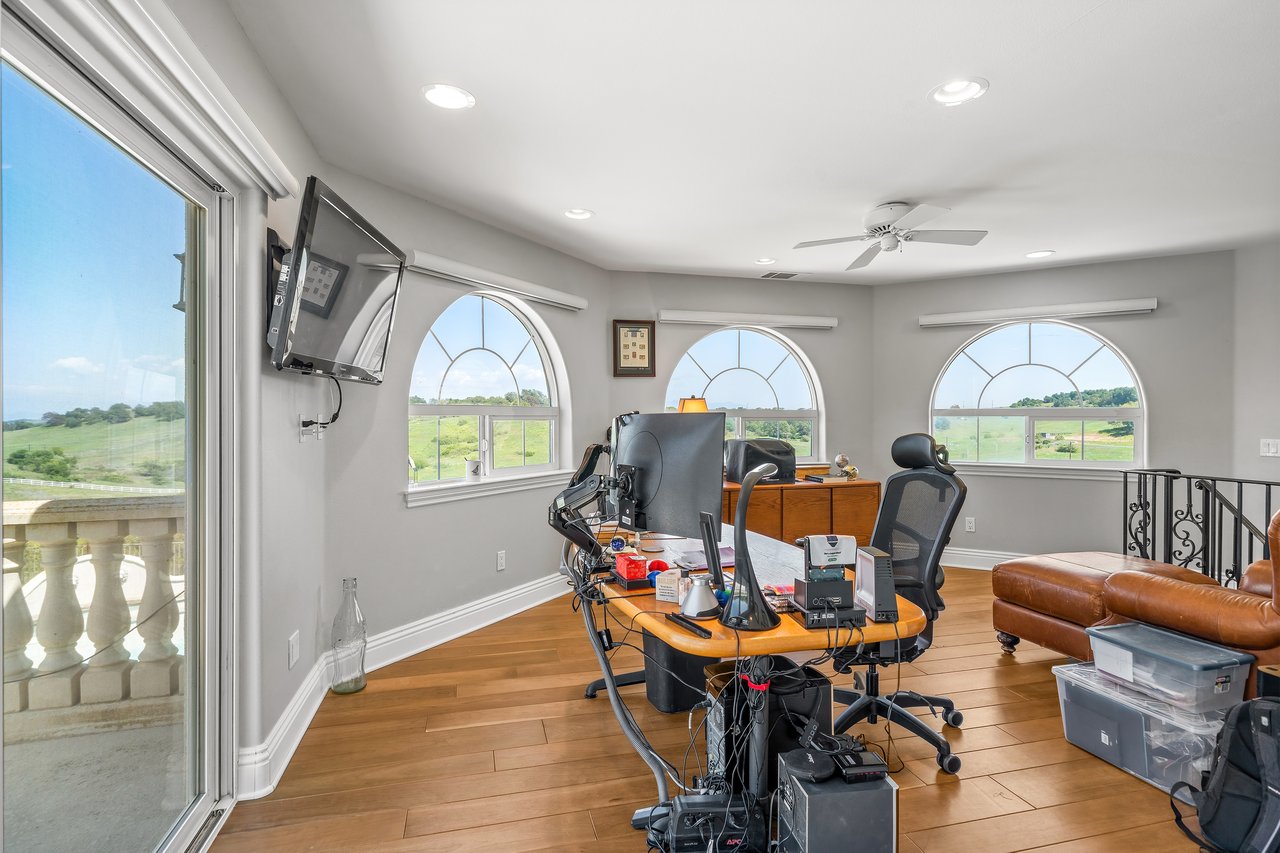 41653 Oak Trail Court