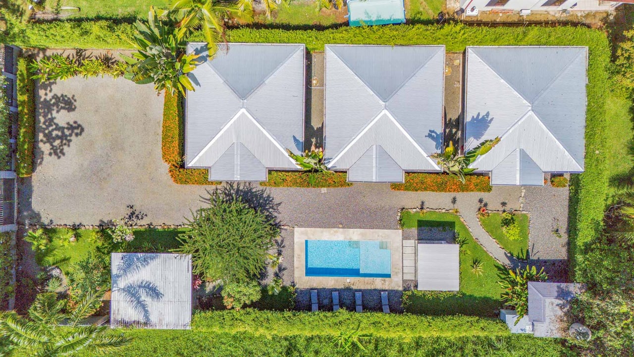 Tropical 3-Cabin Home with Pool and Gardens in the Heart of Uvita