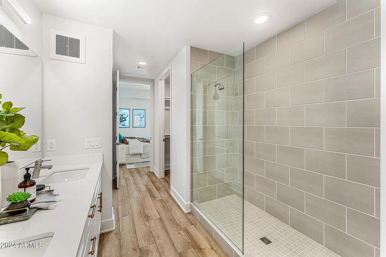 3131 N CENTRAL Avenue, 3019, Phoenix Unit: 3019