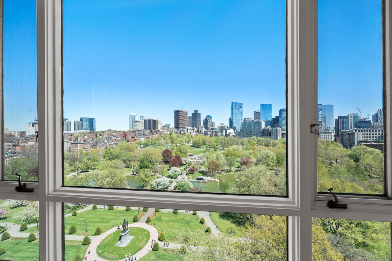 The Carlton House 16BCD