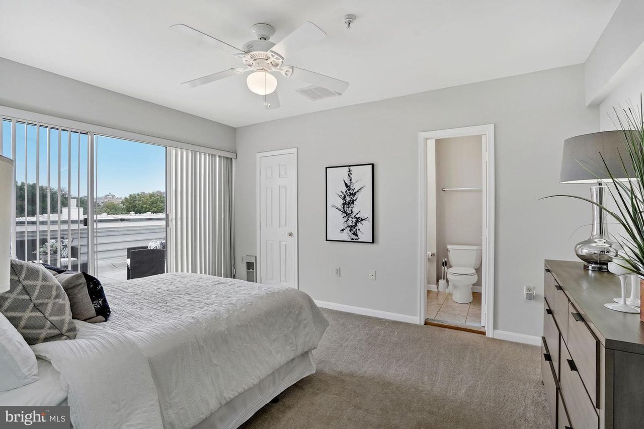 2407 20Th St NW Unit #1096, Washington, DC 20009