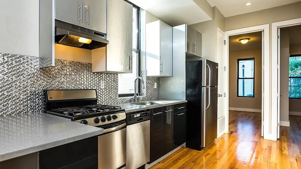 17 Garden Street 3L
