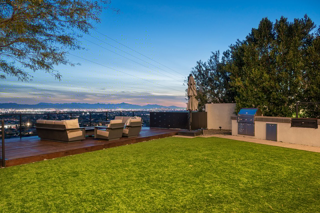 5419 E VALLE VISTA Road