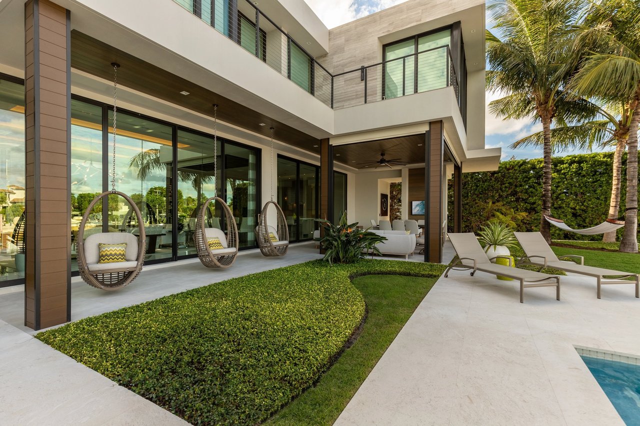 contact-form-background