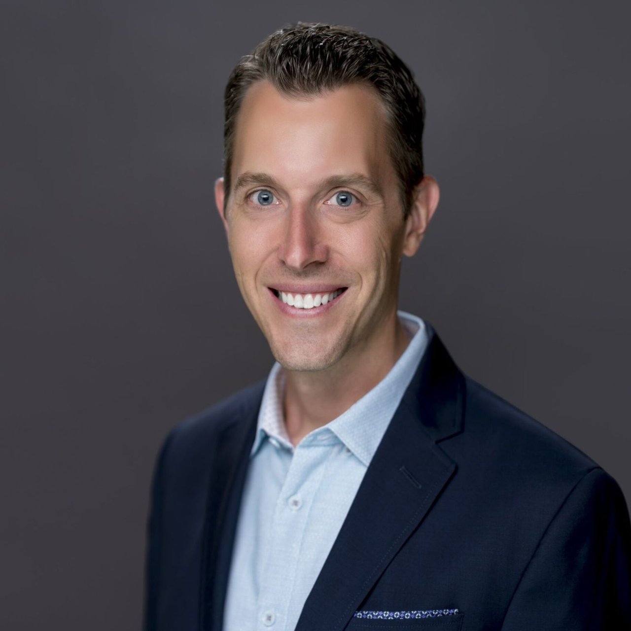 Toby Siefert Wheaton, IL Real Estate Agent Headshot