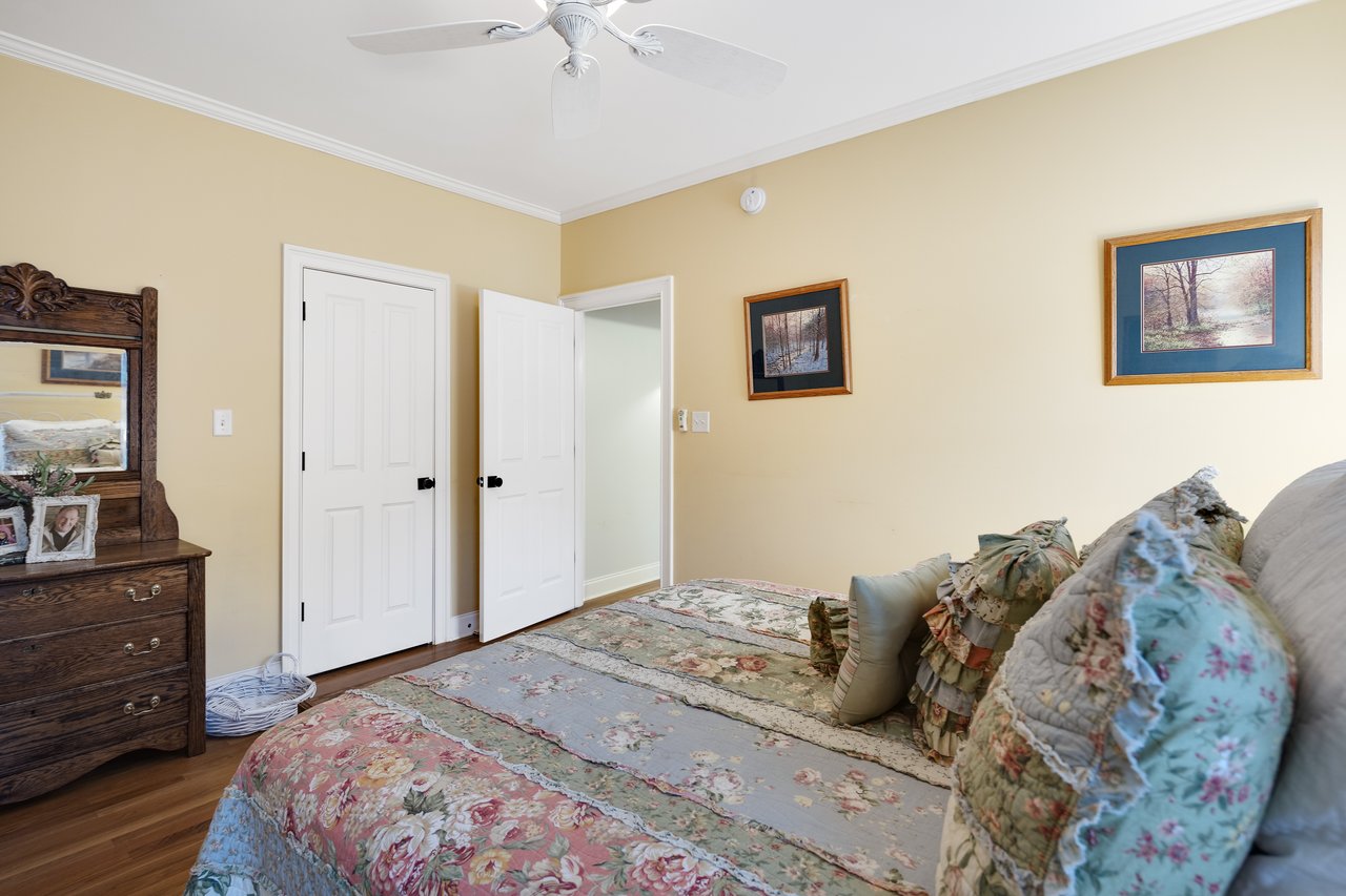 1095 CULBREATH RD