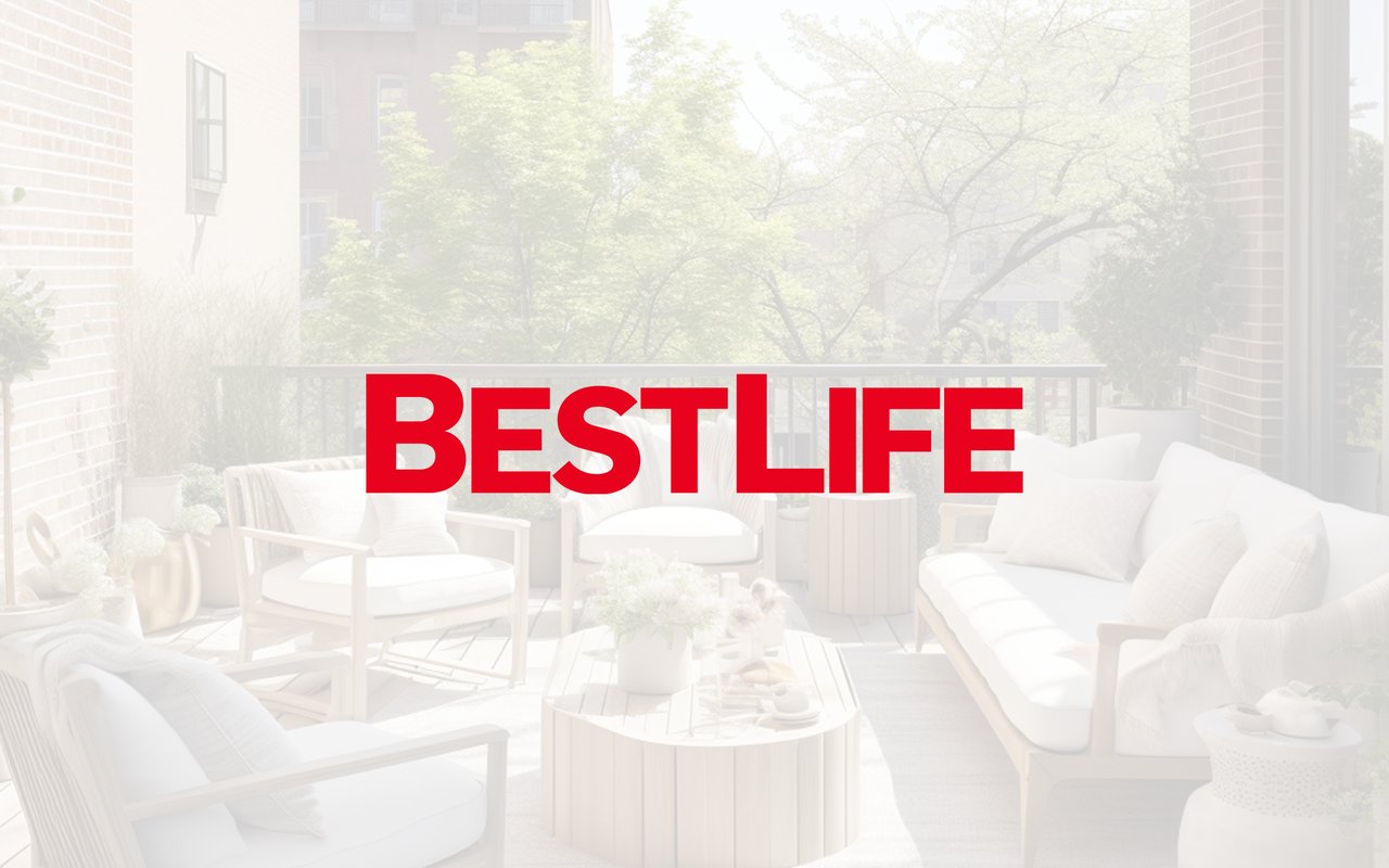 7 House Hunting Tips if You're Over 60, According to Real Estate Experts