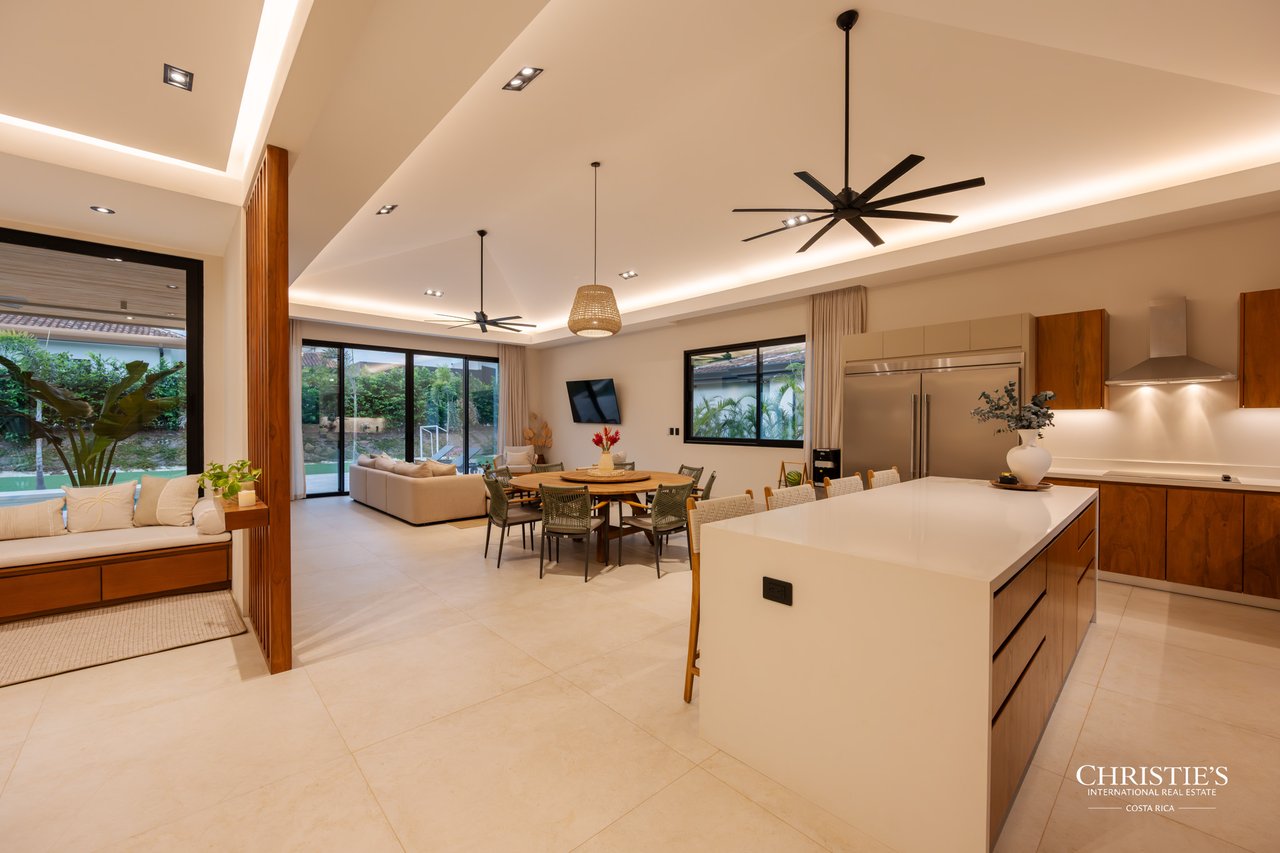 Casa Jade | Contemporary Resort Living in Hacienda Pinilla 