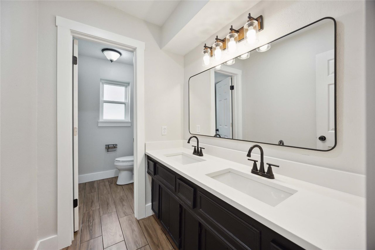 7907 12th Fairway Lane