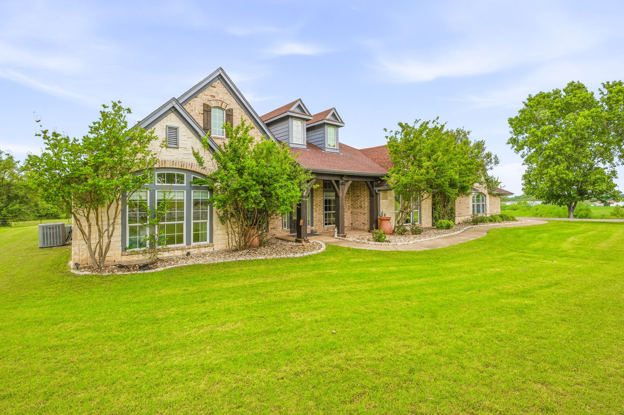 Bentwater Equine Estate