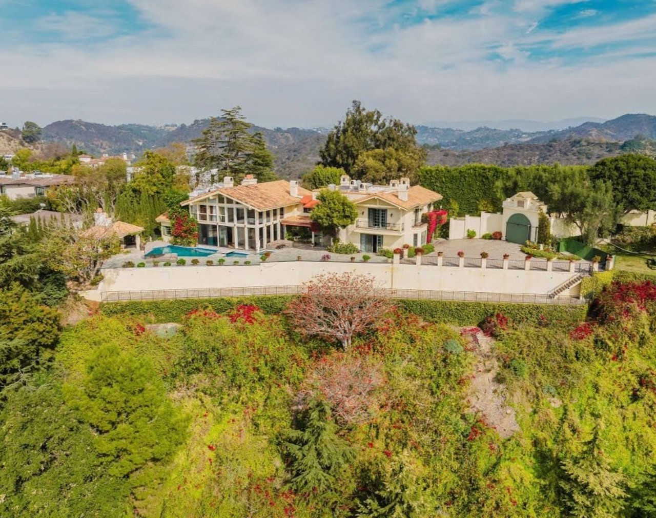 1401 Bel Air Rd, Los Angeles, CA 90077