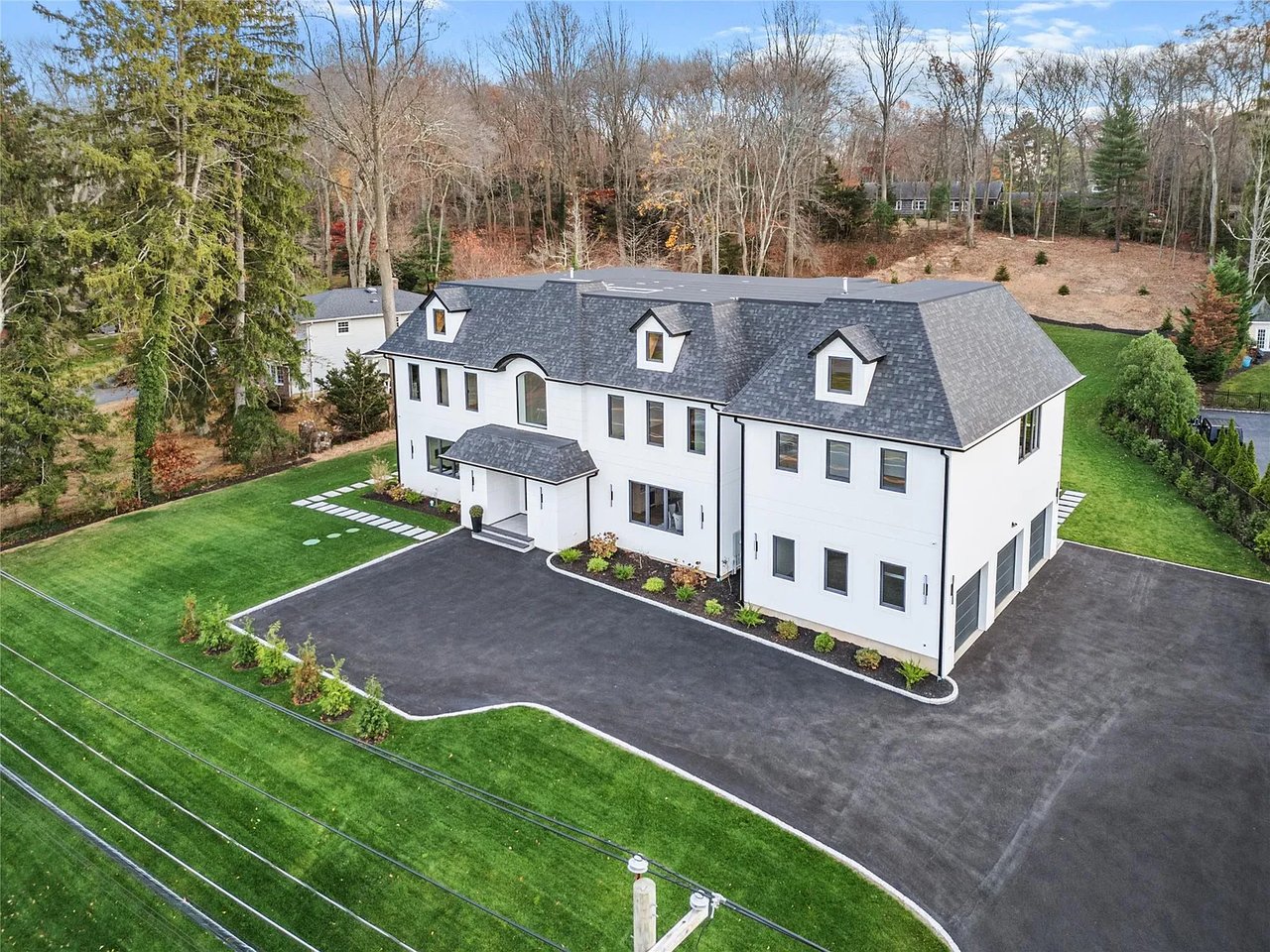 587 Caledonia Road, Dix Hills, NY