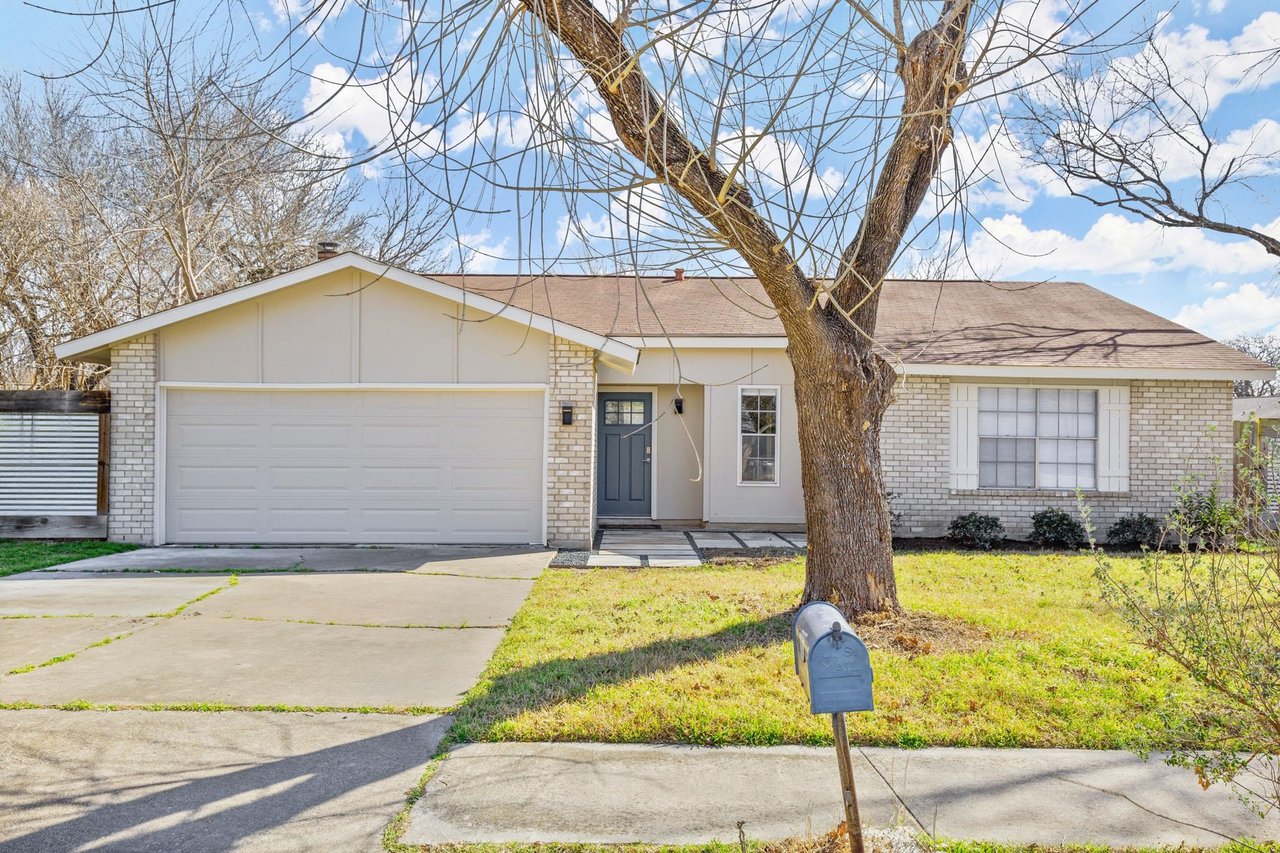 1611 W Mesa Park DR