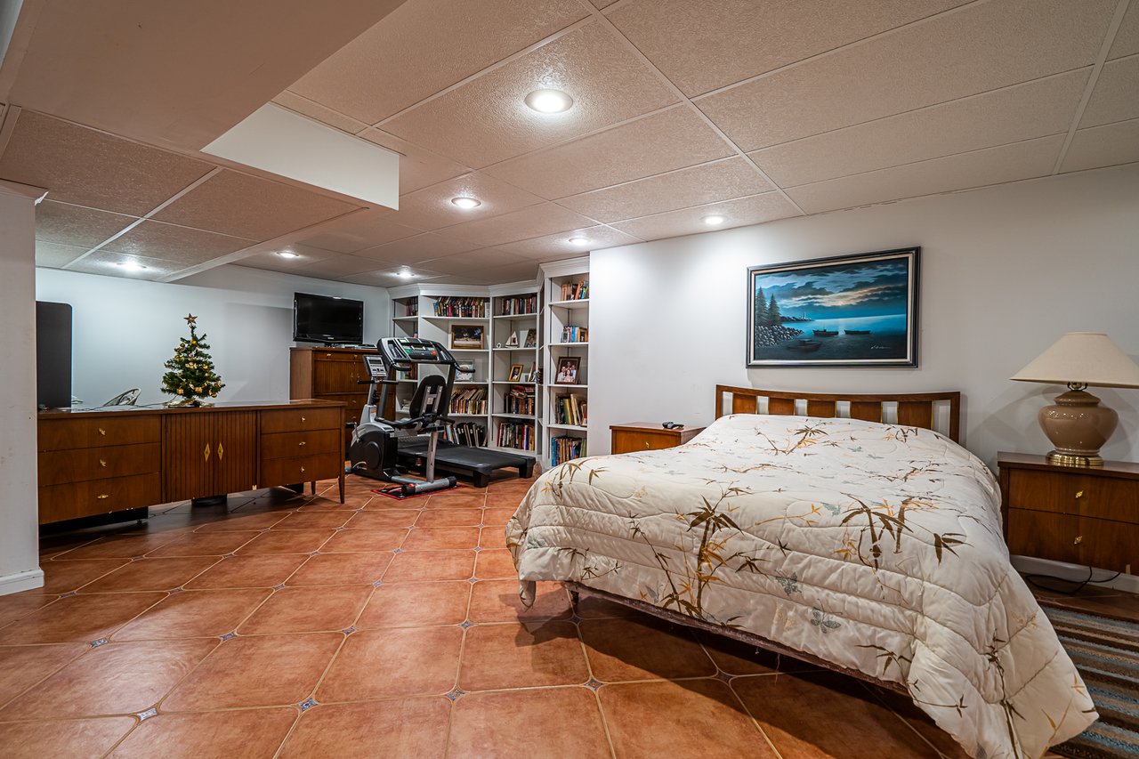 5256 Rosewood Drive
