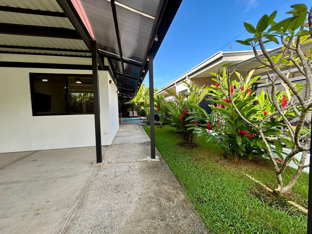 Walk-to-Everything Uvita Retreat | 3BR Home Minutes from the Beach