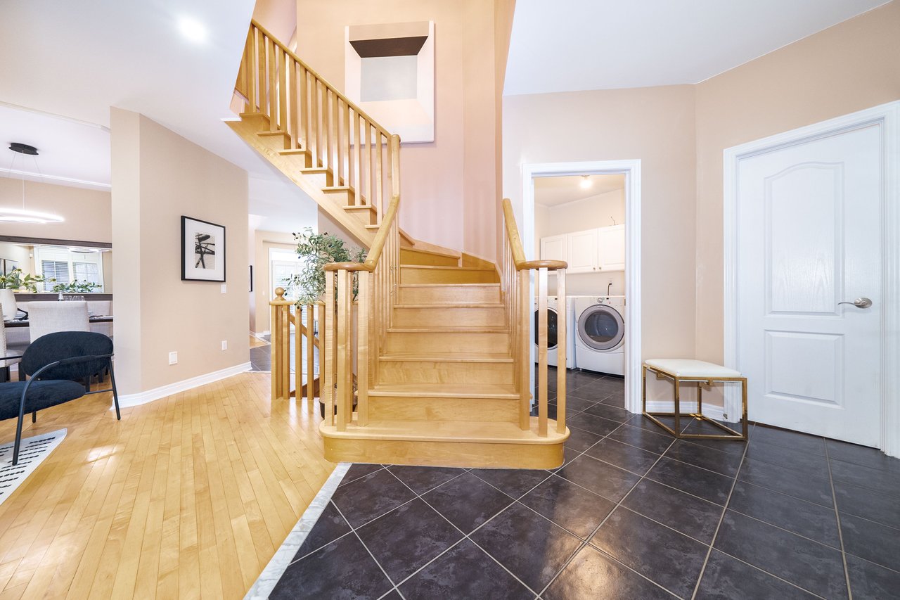 148 Devonsleigh Boulevard