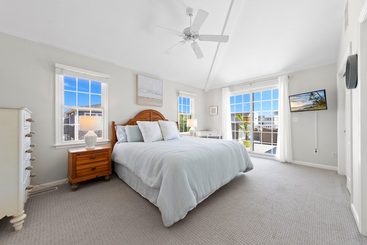 325 Iroquois Avenue, Beach Haven