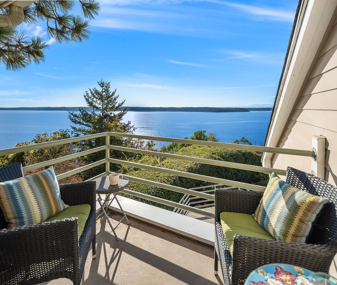 10245 Marine View Drive SW