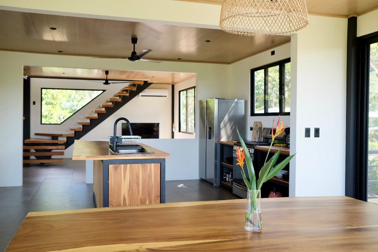 Casa Preciosa – Exquisite Ocean View Villa in Playa Hermosa