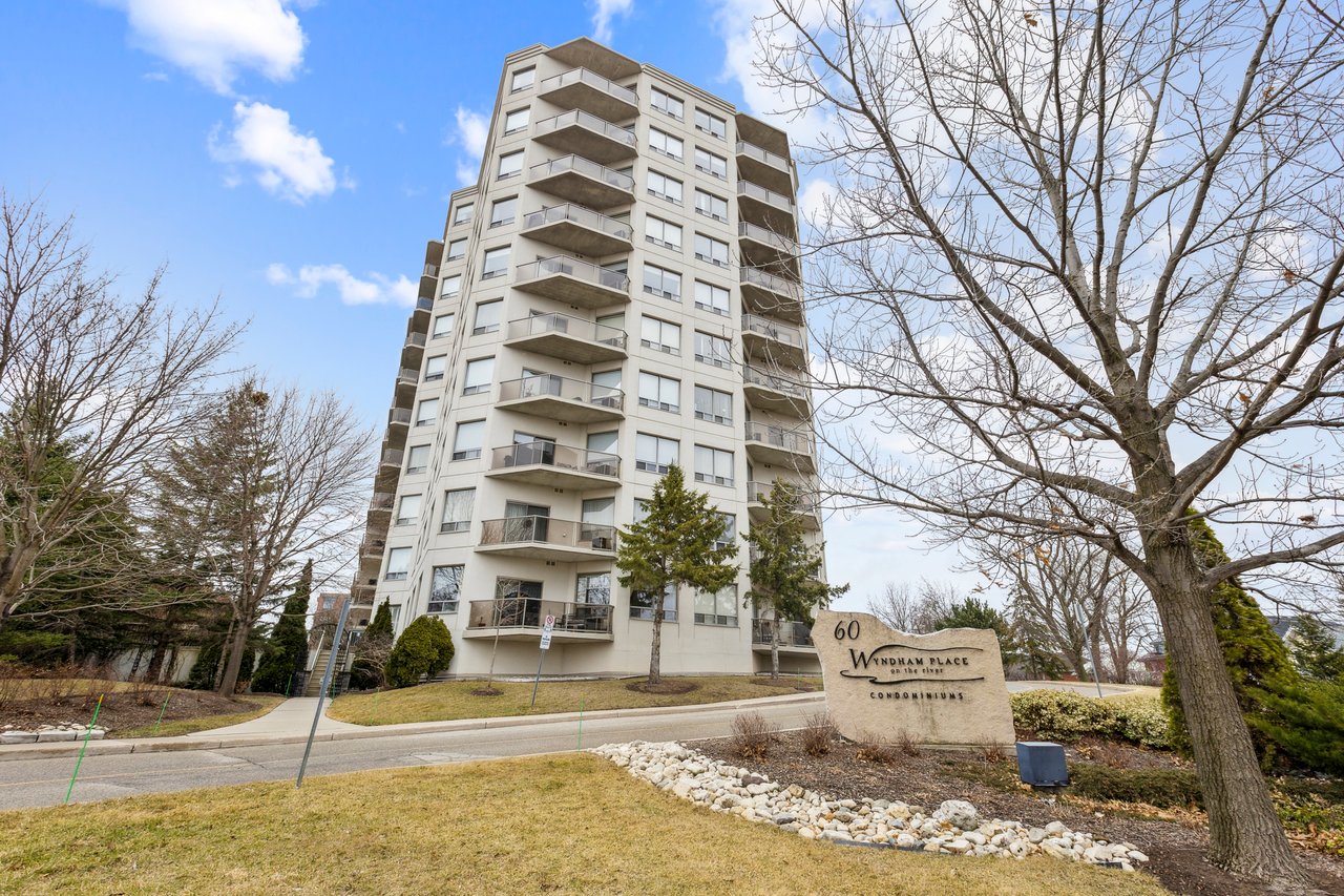 60 Wyndham Street S #909