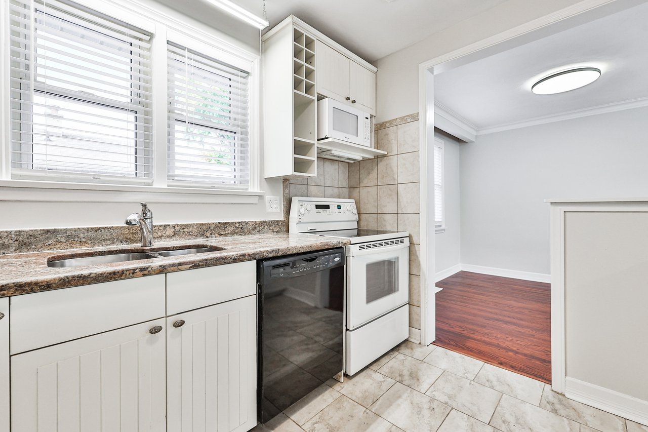 2063 Hixon Street, Oakville