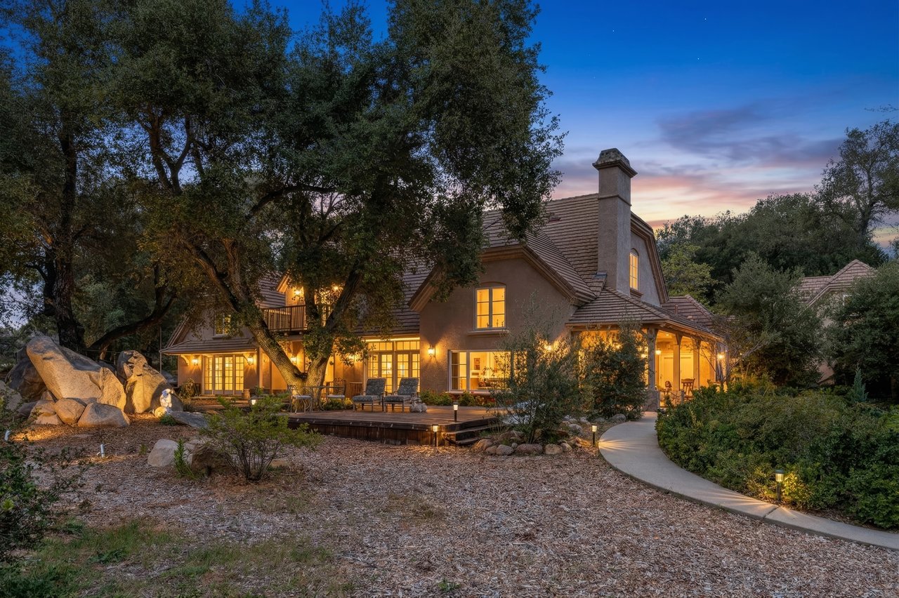 39455 Avenida La Cresta
