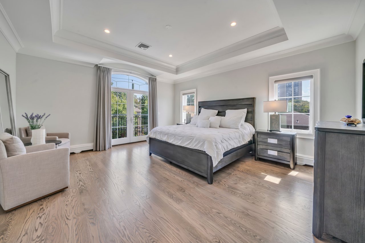 214 Forest Road