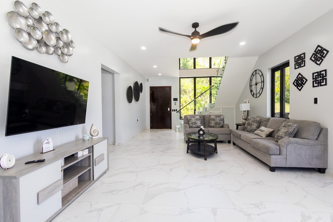 Casa Ramirez, Coral View Villages