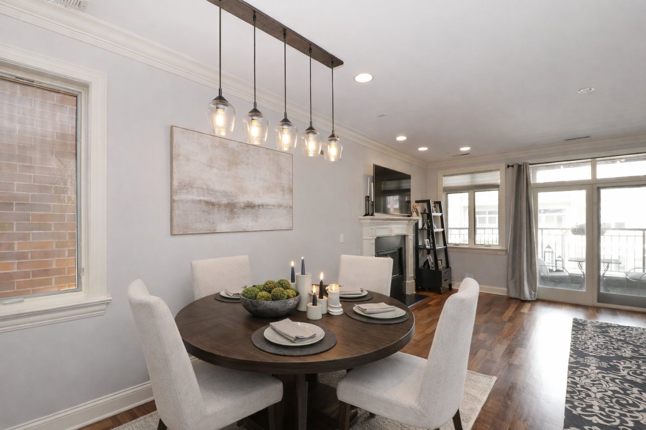 1047 W Monroe Street Apt 3