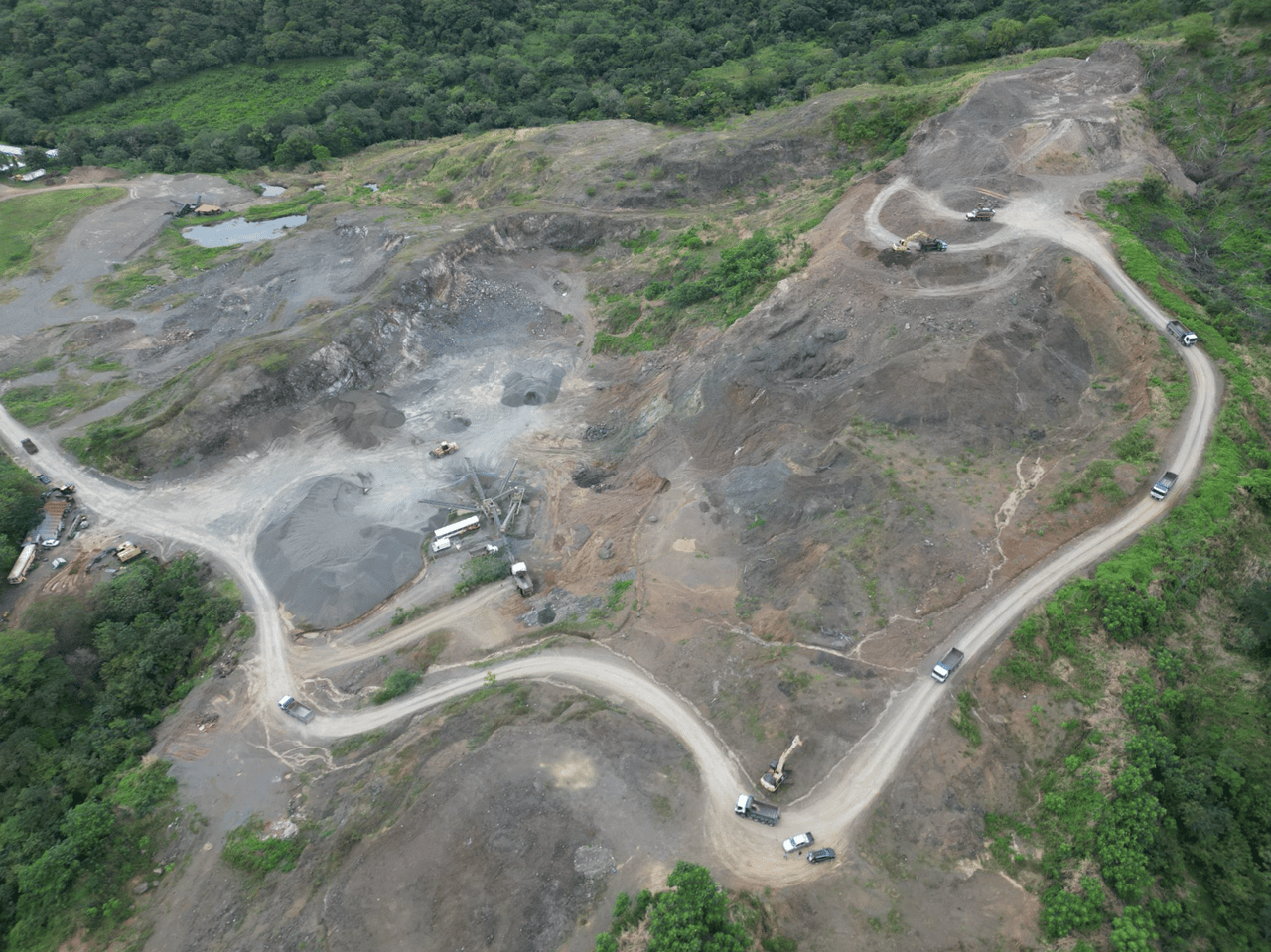 Palo De Arco Tajo - Land Fro Material Extraction - Income Opportunity