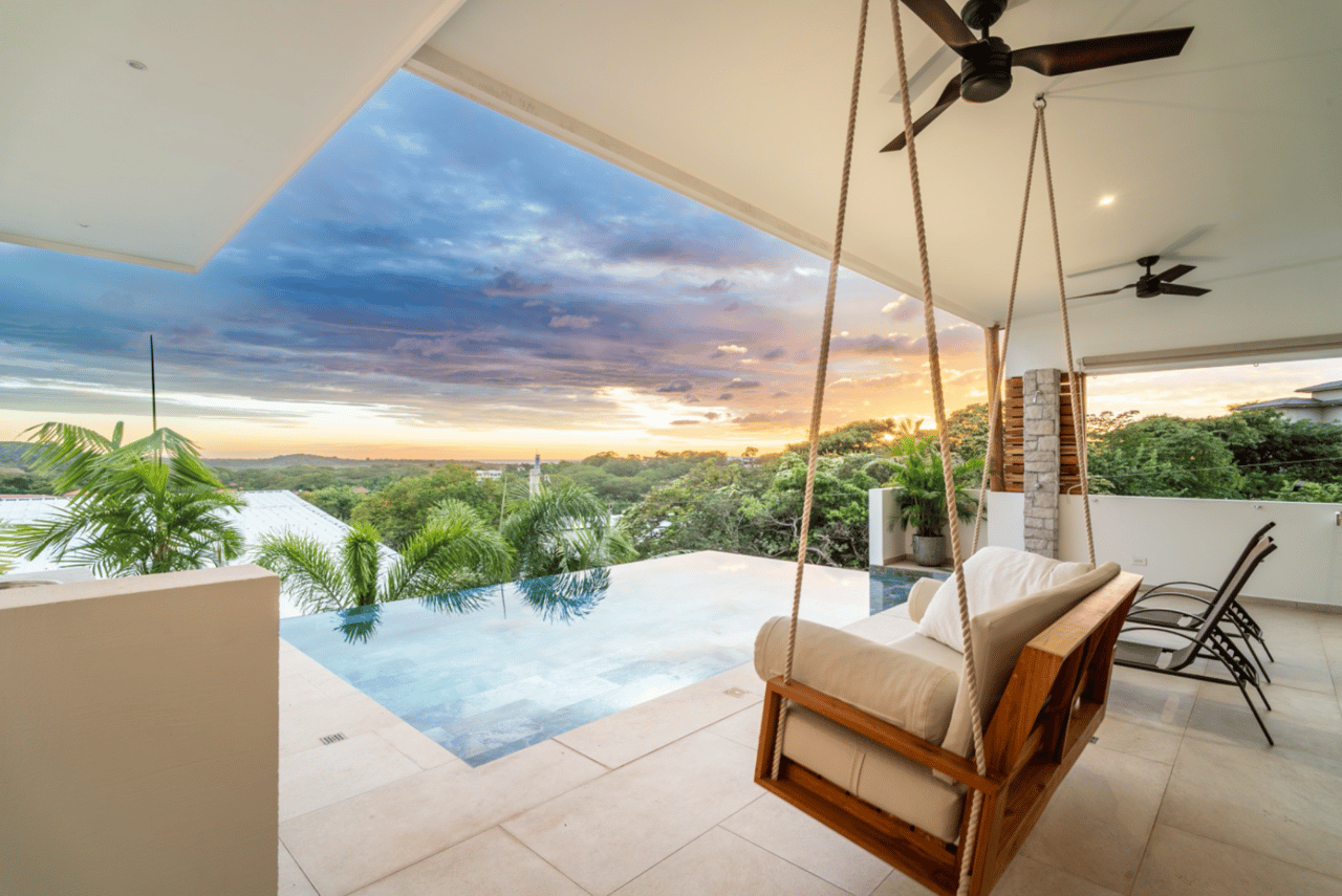 Casa Sunshine - Modern Elegance In Tamarindo Hills