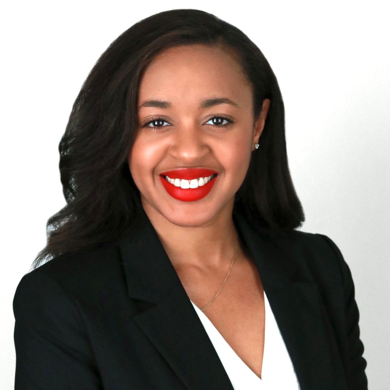 Sade Brown Austin, TX Real Estate Agent Headshot