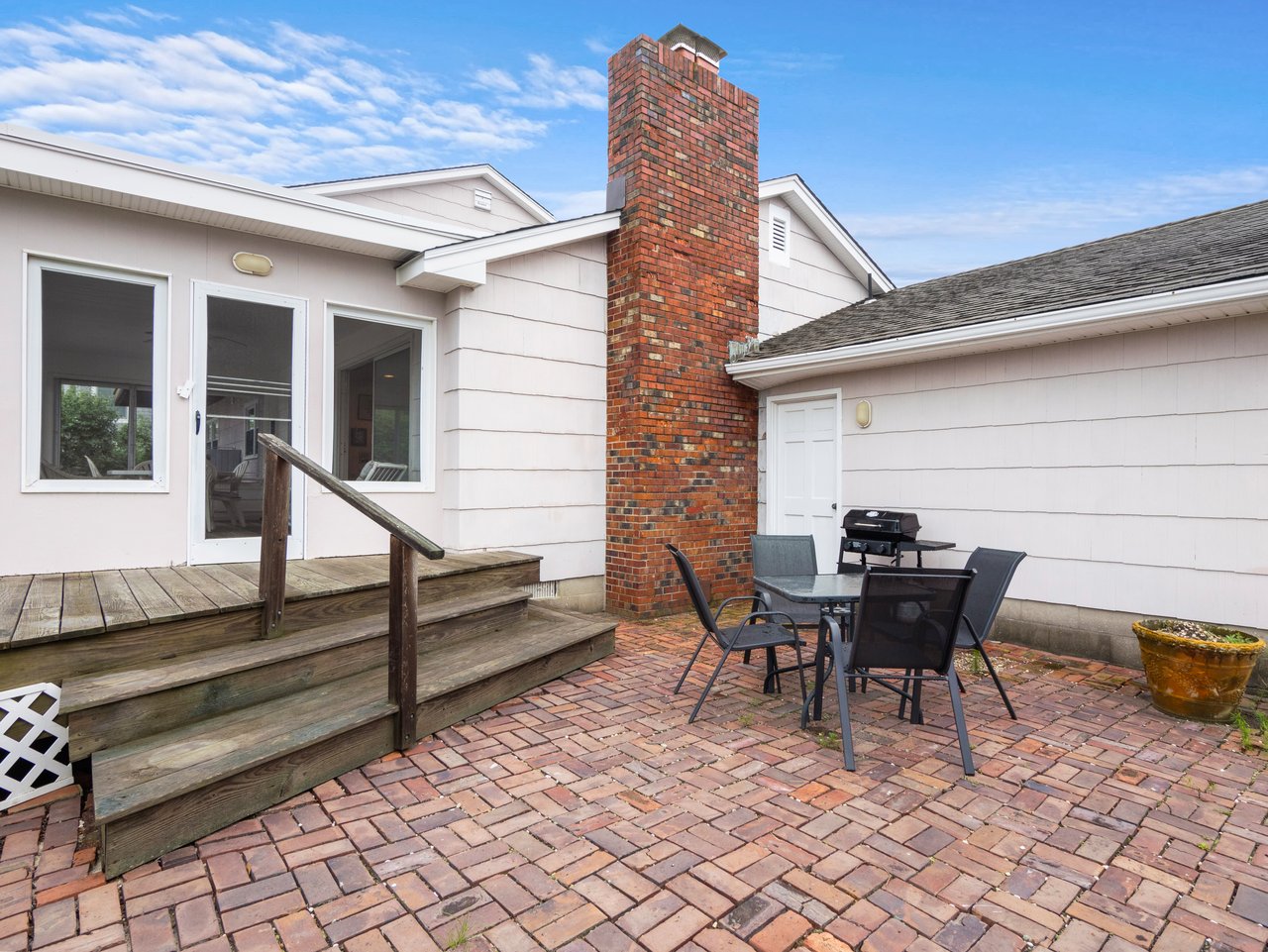 15 Beacon Drive, Loveladies